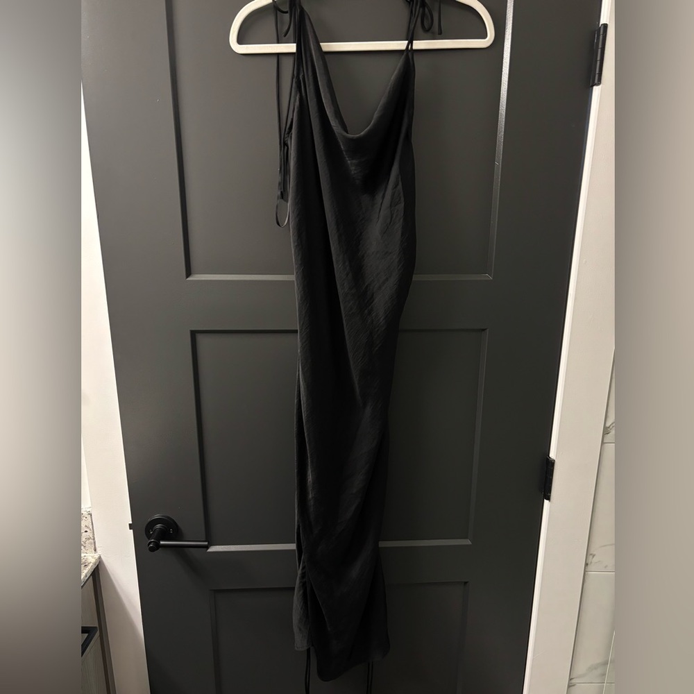 JLUXLABEL Black Midi Dress